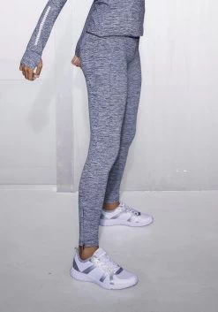 JBL In-ear-oordopjes LIVE FREE NC+ TWS 33 JBL In-ear-oordopjes LIVE FREE NC+ TWS -Sport uitgebreid online active by lascana thermolegging met reflecterende details grijs