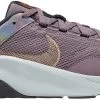 Nike Fitnessschoenen LEGEND ESSENTIAL 3 PREMIUM -Sport uitgebreid online nike fitnessschoenen legend essential 3 premium paars 3