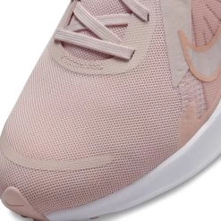 Nike Runningschoenen QUEST 5 -Sport uitgebreid online nike runningschoenen quest 5 roze 7